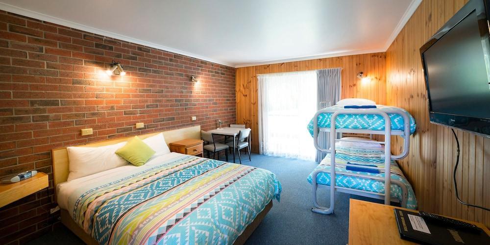 Kookaburra Motor Lodge Холс Гап Екстериор снимка
