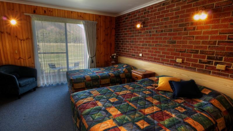 Kookaburra Motor Lodge Холс Гап Екстериор снимка