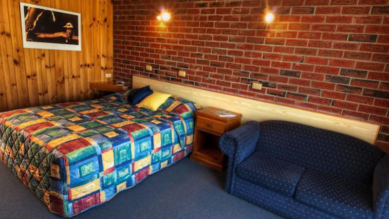 Kookaburra Motor Lodge Холс Гап Екстериор снимка
